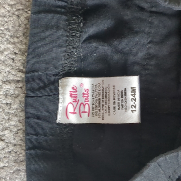 Ruffle Butts black leggings 12-24mos EUC - Picture 4 of 4
